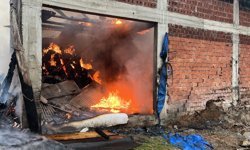 Kastamonu'da samanlıkta çıkan yangın söndürüldü