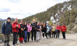 Doğa tutkunlarının bahar yürüyüşü