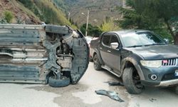 Kontrolden Çıkan Araç Takla Attı