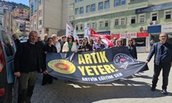 Sokaklarda Tek Ses: Yusuf Tekin İstifa