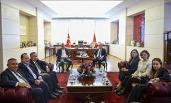Özgür Özel, CHP'li büyükşehir belediye başkanlarıyla görüştü