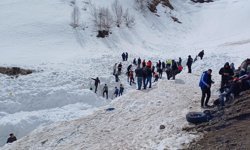 Çığ Altındaki Çoban İçin Arama Devam Ediyor