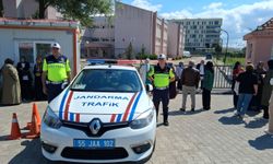 Samsun'da sınav için yanlış binaya giden öğrenciye jandarma yardımcı oldu