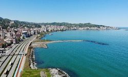 Rize’de Denize Girilebilecek Güvenli Plajlar Açıklandı: 14 Noktada Su Kalitesi Değerlendirildi.