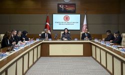 Meclise 'kadınlar da askere alınsın' başvurusu