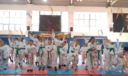 73 Sporcu kuşak atladı
