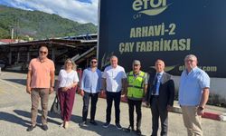 Artvin Ticaret Borsası Heyeti, çay fabrikasını inceledi