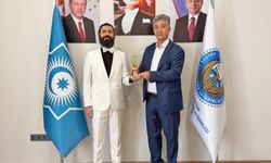 “Kültür ve Barış Ödülü” Akif Manaf’a Verildi