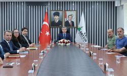 Artvin Valisi Ergün, muhtarlarla bir araya geldi