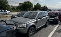 Samsun'da 3 aracın karıştığı kazada 1 kişi yaralandı