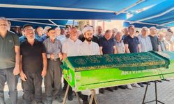 Emekli Öğretmen Mehmet Aktaş Son Yolculuğuna Uğurlandı