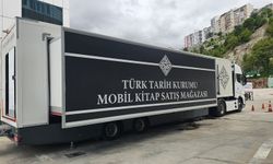 Türk Tarih Kurumu’nun Mobil Kitap Satış Mağazası Artvin’de