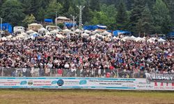Artvin Belediyesi 45. Kafkasör Kültür, Turizm ve Sanat Festivali Organizasyonuyla Tam Not Aldı