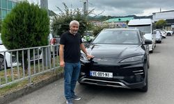 İsmet Başar, CHP Plakasını “YE-001-NI” ile Değiştirdi