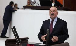 Artvin’den Yeni Partiye Destek: Uğur Bayraktutan da Kurucu Süreçte Yer Aldı