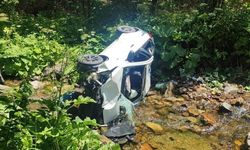 Giresun'da dereye devrilen otomobildeki 6 kişi yaralandı