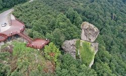 Giresun'daki 'Gelin Kayası' doğal oluşumuyla ziyaretçileri şaşırtıyor