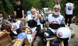 Rize'de '16. Geleneksel Red Bull Formulaz Tahta Araba Yarışları' düzenlendi