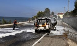 Sinop'ta seyir halindeyken yanan cip kullanılamaz hale geldi