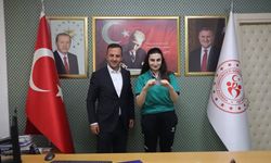 Ümran Akın’dan Türkiye Üçüncülüğü