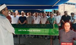 Artvin'in Sevilen Taksicisi Şenol Koyun Defnedildi