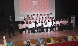TÜGVA Artvin Yaz Okulu Kapanış Programına Katılım