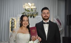 Elif ile Batuhan Artvin'de Dünya Evine Girdi