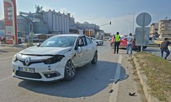 Samsun'da iki aracın çarpıştığı kazada 3 kişi yaralandı