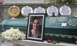 Usta oyuncu Gülsen Tuncer son yolculuğuna uğurlandı