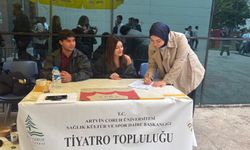 AÇÜ Tiyatro Topluluğu Yeni Üyelerini Bekliyor