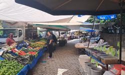 Kemalpaşa pazarında geçim savaşı: “Millette para yok”