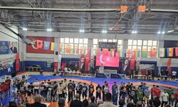 20 ÜLKEDEN 140 SPORCU ARTVİN’DE MİNDERDE