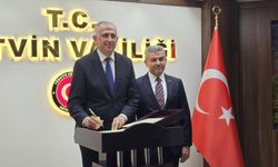 Acara Hükümet Başkanı Paparadze’den Vali Ergün’e Ziyaret