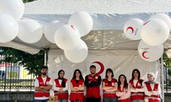AÇÜ Genç Kızılay 700 Gönüllüyü Aştı