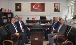 Arhavi’den İl Millî Eğitim Müdürüne Ziyaret