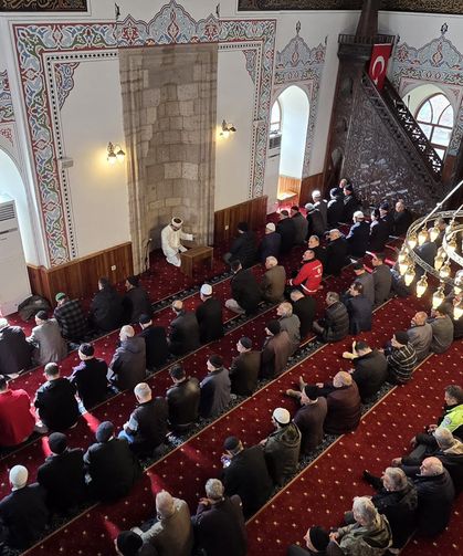 Deprem Şehitleri İçin Mevlid Programı