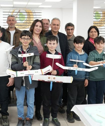 Model Uçak Kursu Tamamlandı