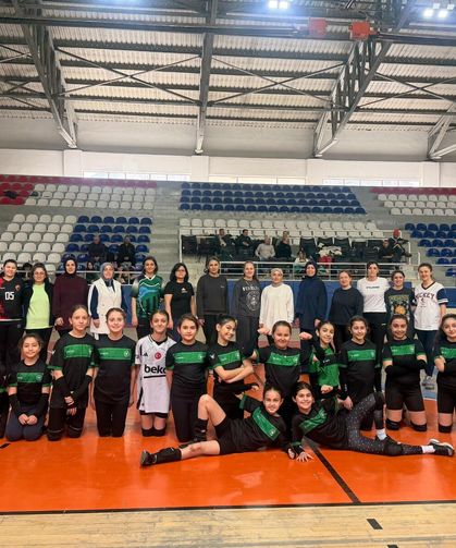 Anneler ve Çocuklar Sahada Buluştu