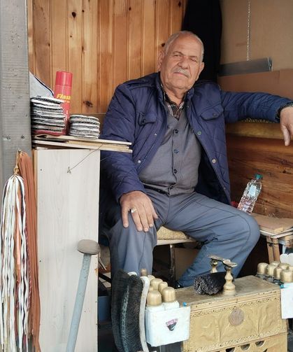 Boya Sandığıyla Geçen Bir Ömür