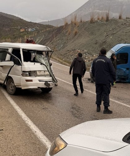 Alkollü Sürücü Kazaya Neden Oldu