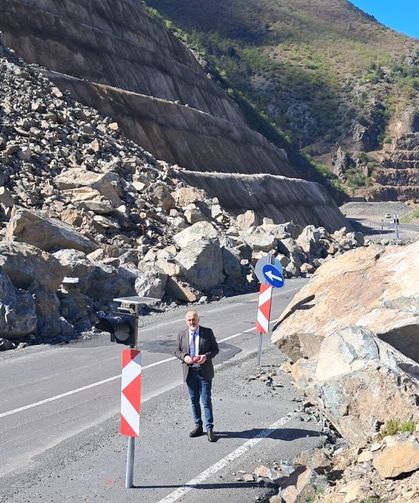 “Bu Yol Bu Ülkeye Yakışıyor mu?”