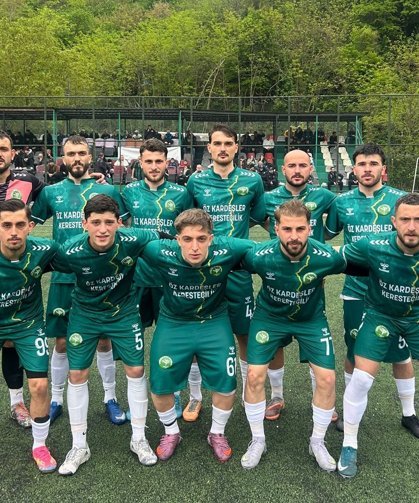 5 Gollü Gövde Gösterisi