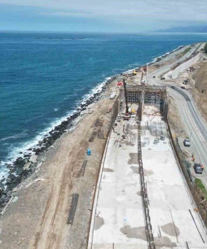 4 Kişinin Hayatını Kaybettiği Karadeniz Sahil Yolu Üzerindeki Heyelan Bölgesinde Tünel Çalışması Sürüyor