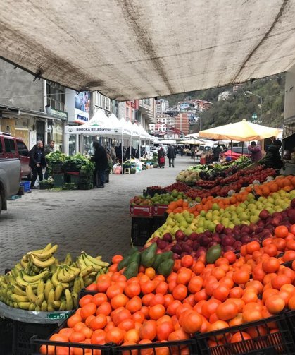 Pazar Yeri Çıkmazı