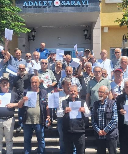 Emekliler Hak Arayışı İçin Adliyeye Akın Etti
