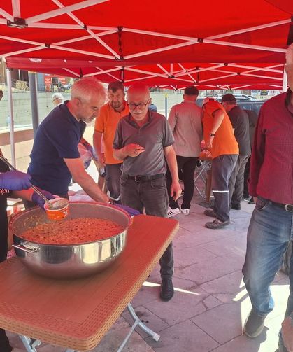 Yusufeli Belediyesi’nden Muharrem Ayında Aşure İkramı