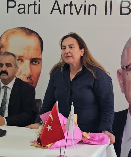 İYİ Parti Artvin'de “Sahadan Sandığa” Eğitimi Düzenledi