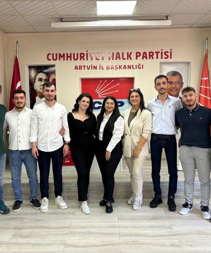 CHP Artvin Gençlik Kolları İl Yönetimi Toplu İstifa Kararı Aldı