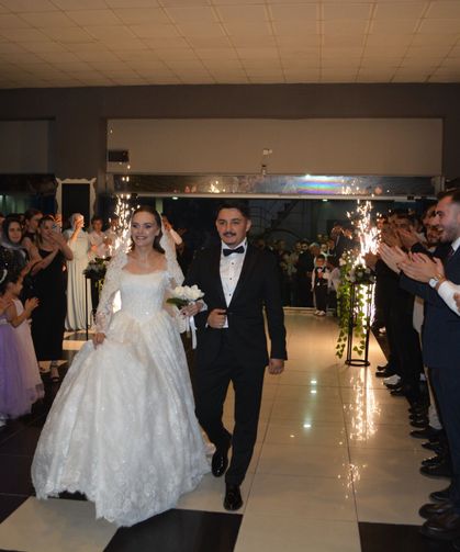 Mehtap Bülbül ile Serhat Yüksek Dünyaevine Girdi
