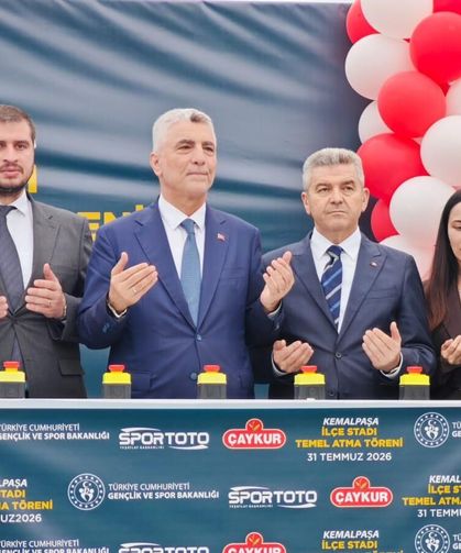 Kemalpaşa İlçe Stadı için İlk Kazma Vuruldu